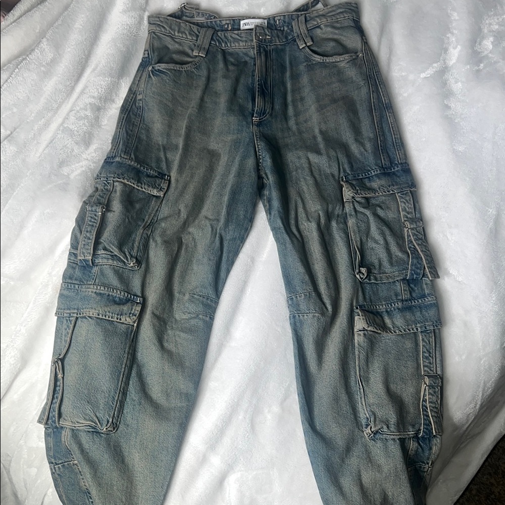 Zara Wide leg Cargo Jeans